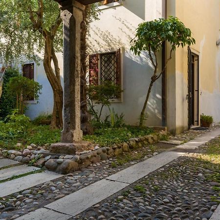 Romantic Cloister Apartment Verona Exterior photo